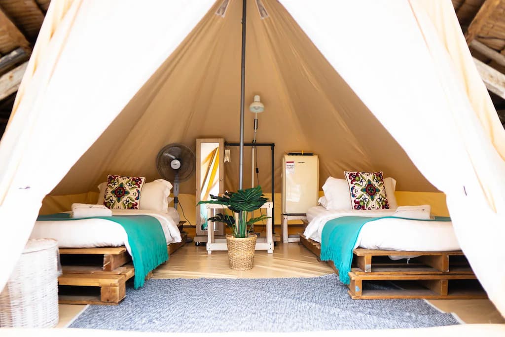 Cabana Retreat Kota Belud: Pengalaman 'Glamping' Mewah di Tepi Pantai Sabah